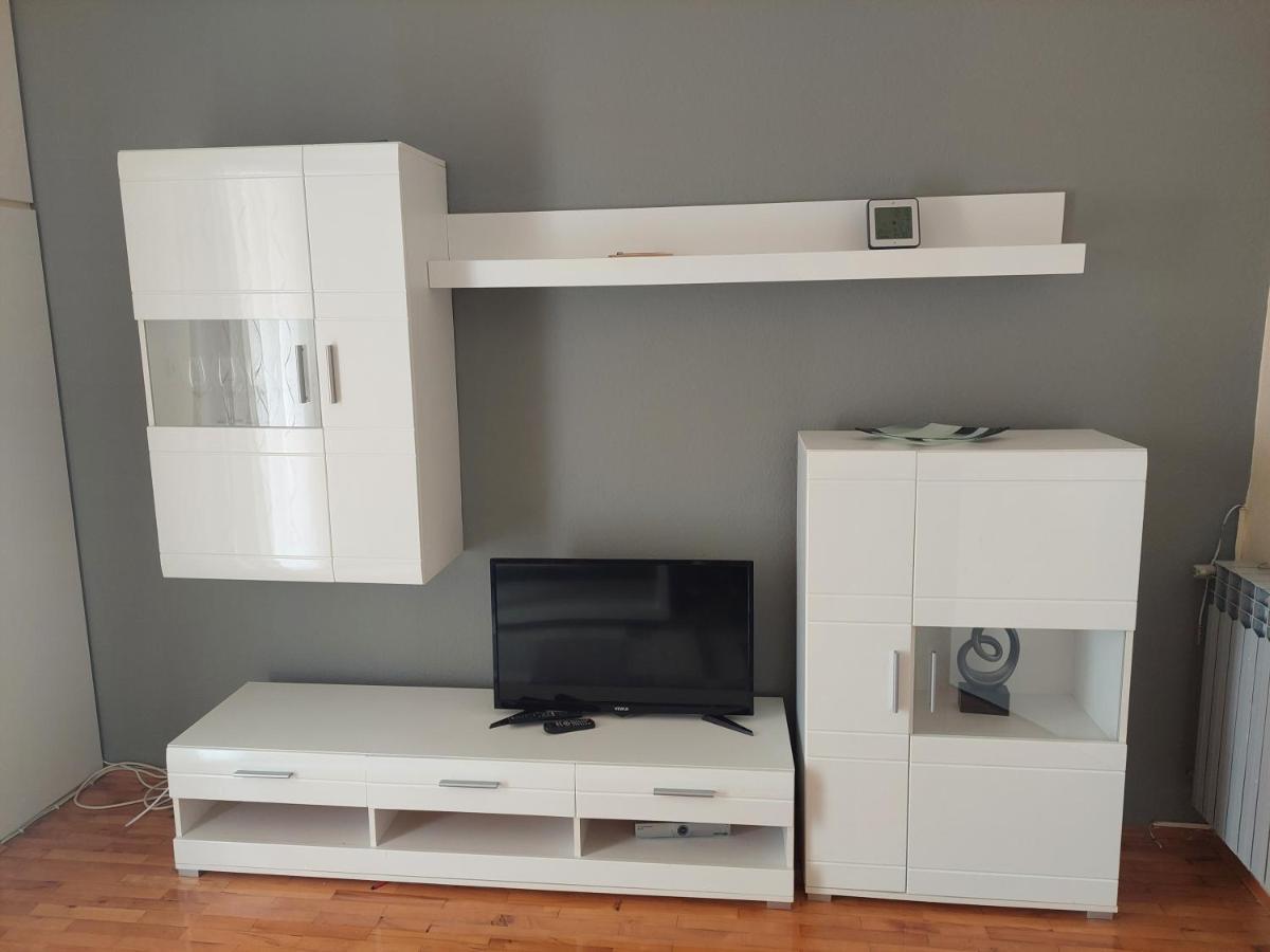 Apartments Gojka Miocevic Biograd Na Moru Exteriör bild